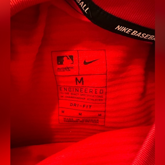 Nike Dri-Fit Phillies MLB long sleeve shirt - Picture 8 of 8